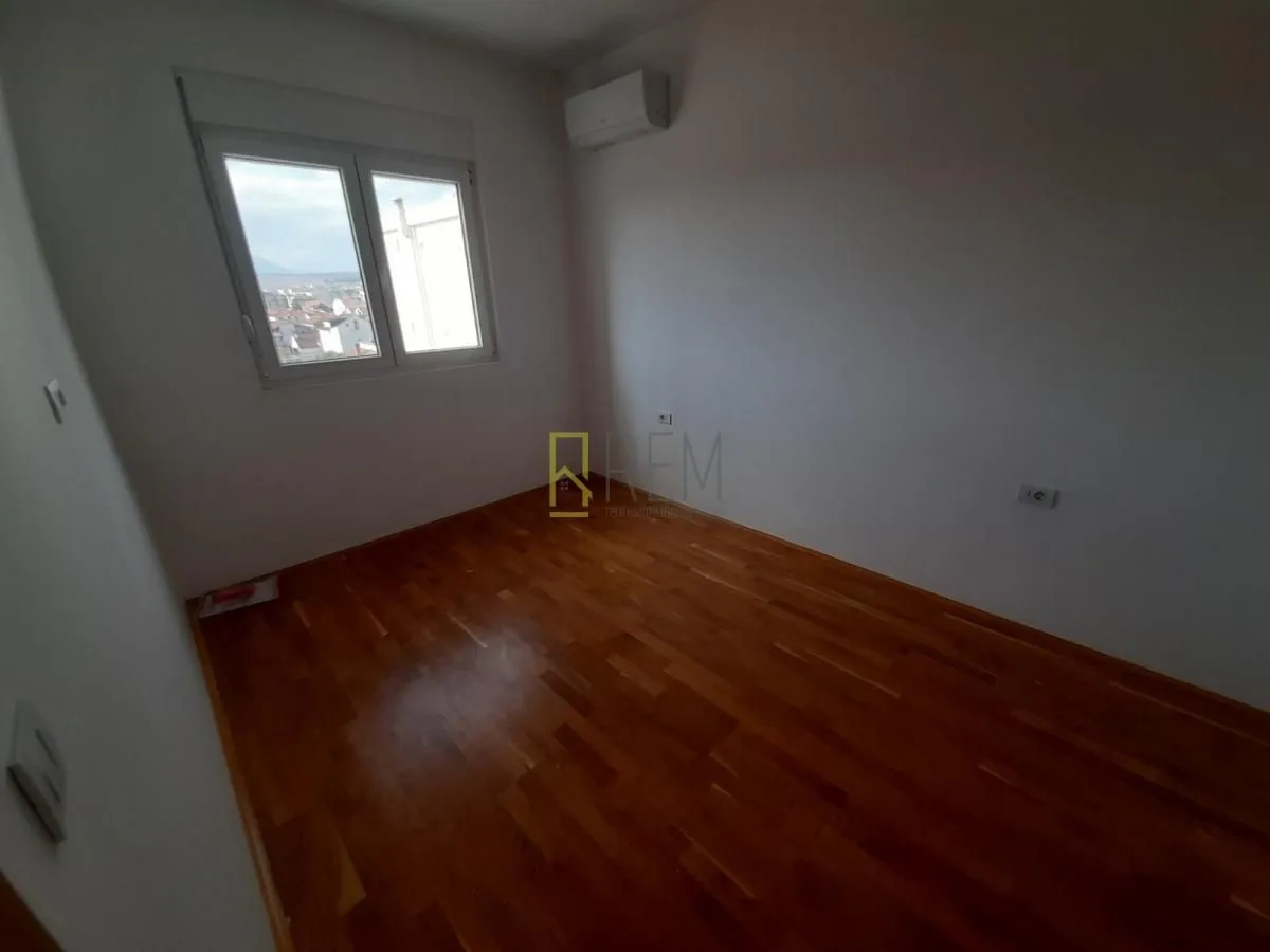 Prodaja, dvosoban stan, 58m², Stari Aerodrom, Podgorica