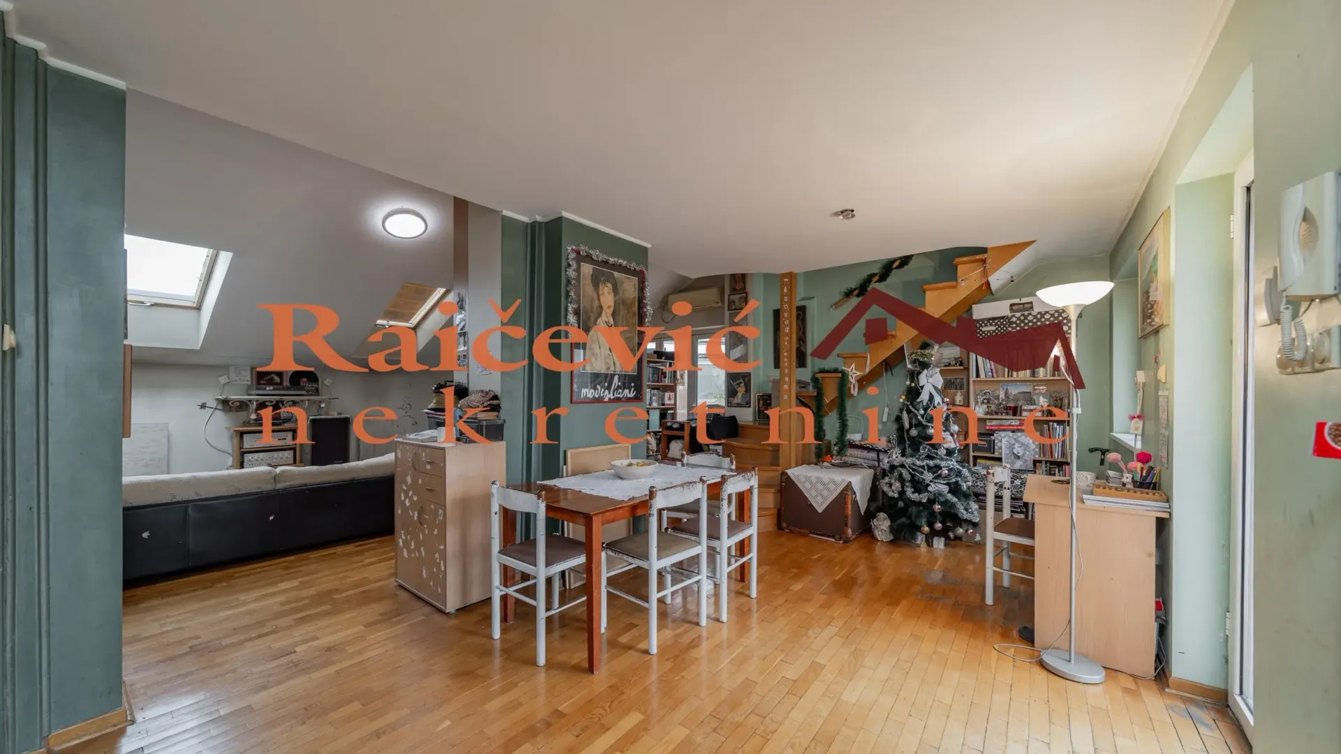 Sale, four bedroom apartment, 160m², Profesorska Kolonija, Palilula Sve Podlokacije