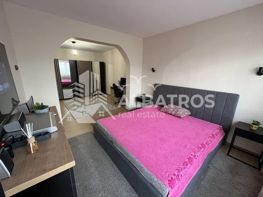 Sale, three bedroom apartment, 105m², Centar, Bar