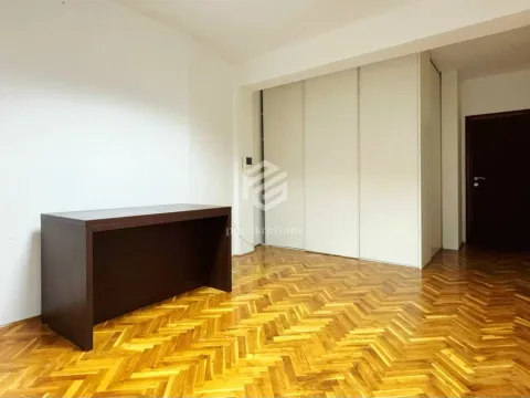Izdavanje, stan, 33m², Centar, Podgorica