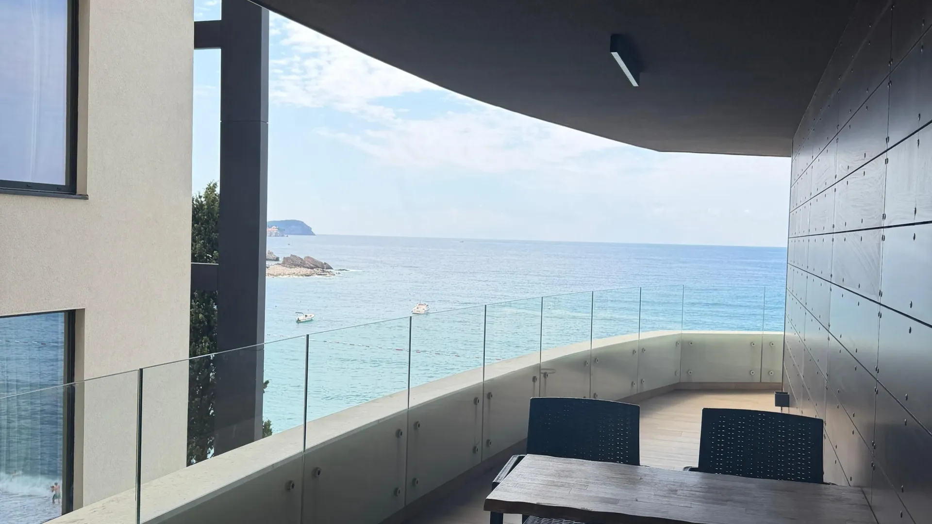 Sale, two bedroom apartment, 75m², Rafailovići, Budva