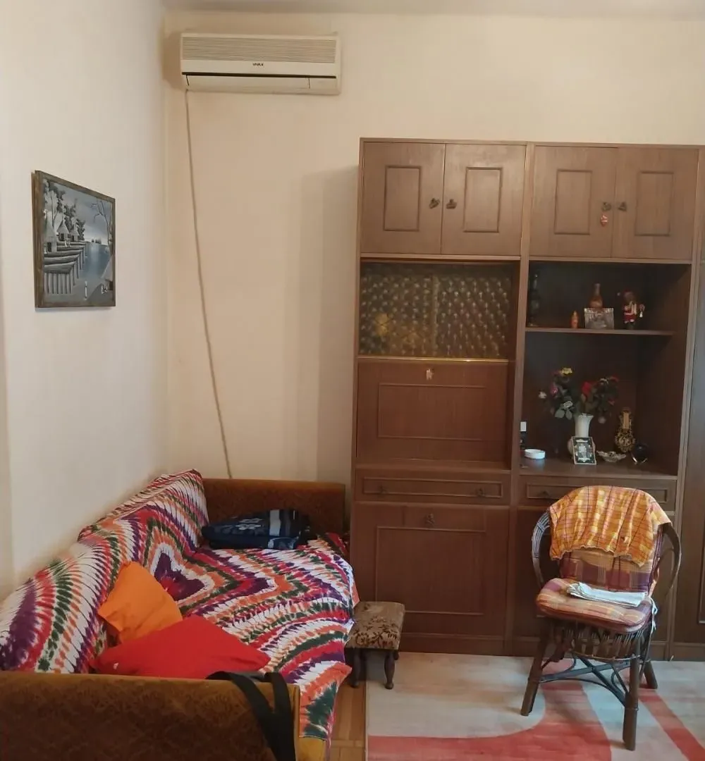 Rent, one bedroom apartment, 40m², Đeram Pijaca, Beograd