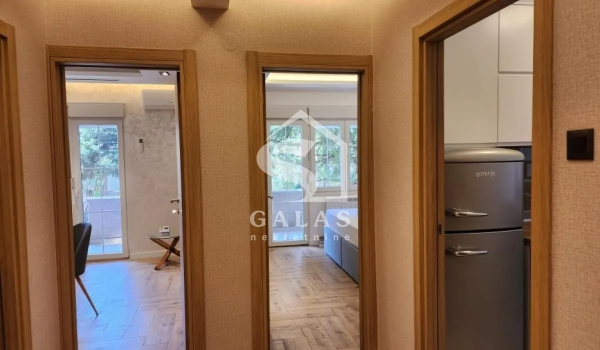 Izdavanje, trosoban stan, 70m², Brace Jerković, Voždovac Sve Podlokacije