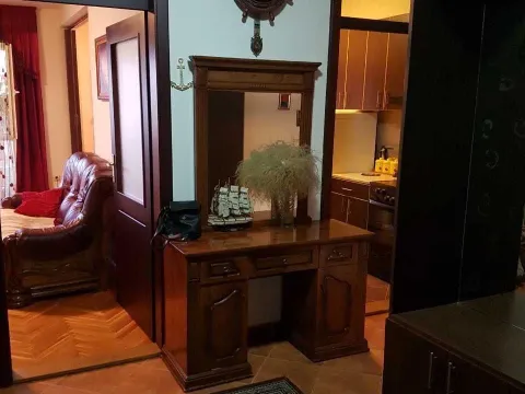 Sale, two bedroom apartment, 83m², Centar, Bar - image 2