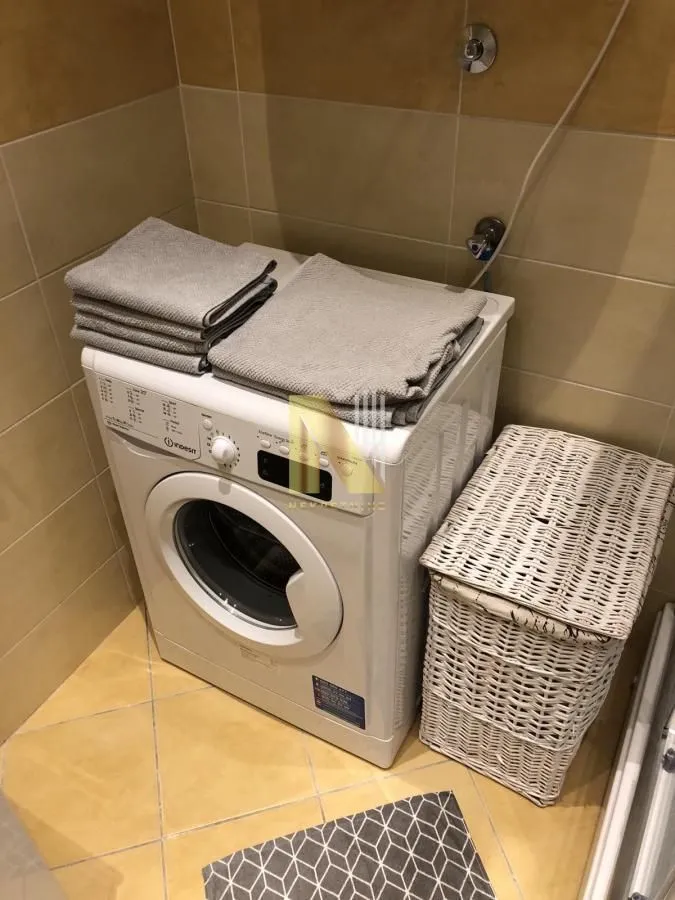 Izdavanje, dvosoban stan, 40m², Grbavica, Novi Sad Sve Podlokacije