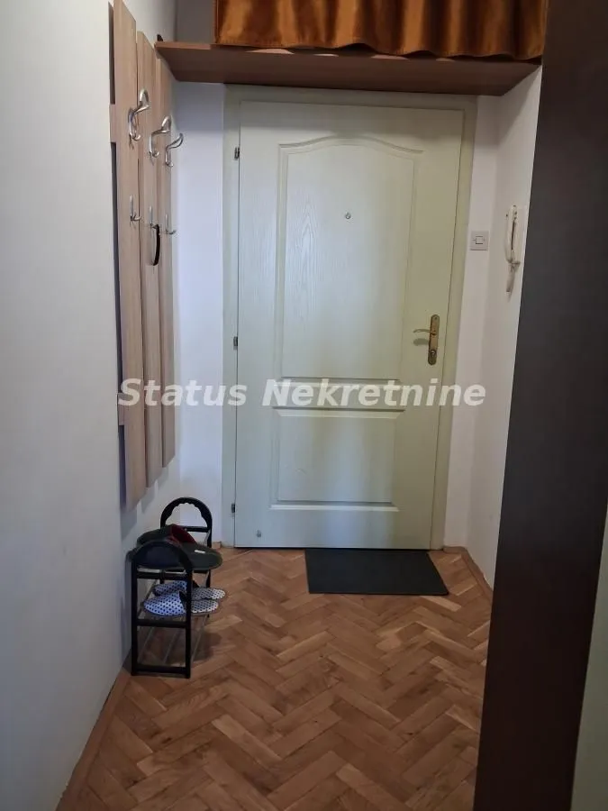 Izdavanje, garsonjera, 24m², Nova Detelinara, Novi Sad Sve Podlokacije