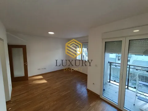 Sale, one bedroom apartment, 43m², Blok 9, Podgorica - image 1