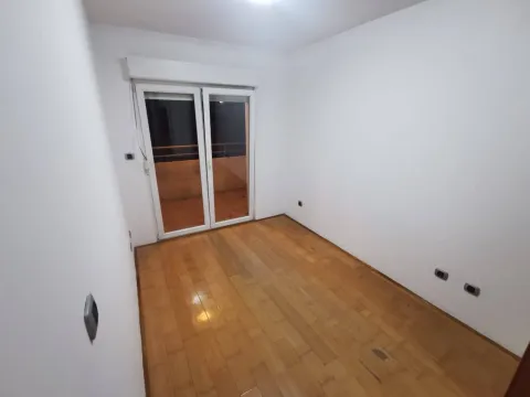 Izdavanje, jednosoban stan, 44m², Vezirov Most, Podgorica - image 6