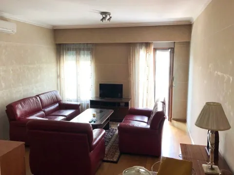 Izdavanje, jednosoban stan, 50m², Centar, Podgorica - image 2