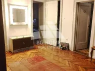 Izdavanje, trosoban stan, 70m², Savski Venac, Beograd - image 8