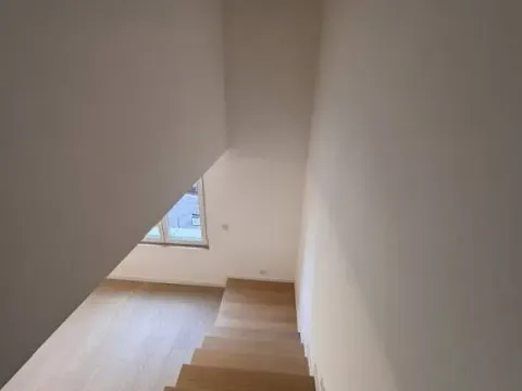 Izdavanje, poslovni prostor, 115m², Savski Venac, Beograd - image 6