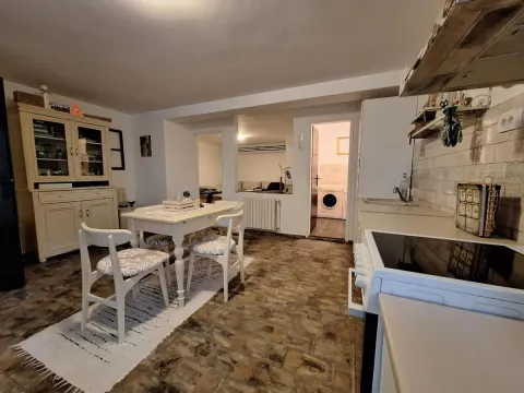 Sale, house, 254m², Beočin, Srbija - image 32