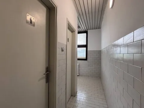 Izdavanje, poslovni prostor, 202m², Tošin bunar, Novi Beograd Sve Podlokacije - image 9