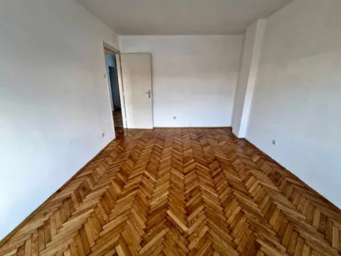 Sale, two bedroom apartment, 47m², Stari Grad, Beograd - image 6