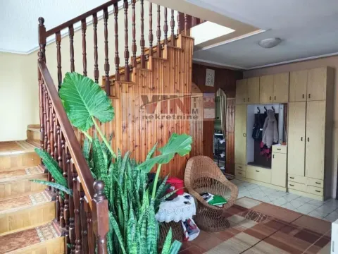 Sale, house, 200m², Opovo, Srbija - image 2