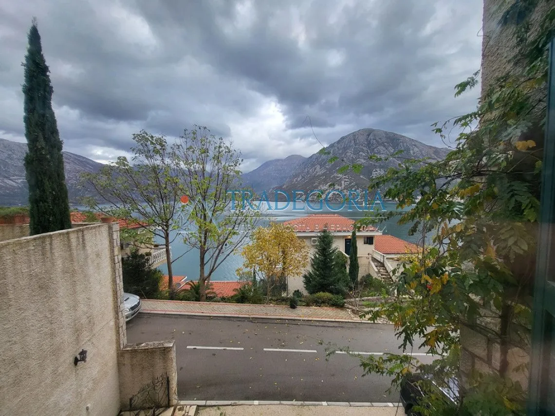 Prodaja, trosoban stan, 126m², Koštanjica, Bar