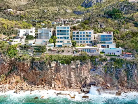 Prodaja, trosoban stan, 139m², Rijeka Reževići, Budva - image 21