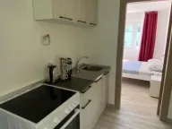 Rent, one bedroom apartment, 40m², Radanovići, Kotor - image 5