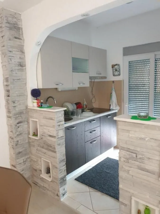 Sale, two bedroom apartment, 83m², Petrovac, Budva