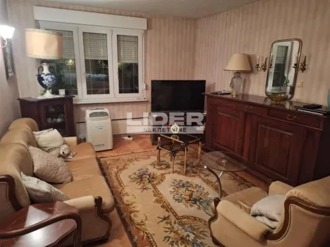 Rent, two bedroom apartment, 62m², Karaburma, Palilula Sve Podlokacije