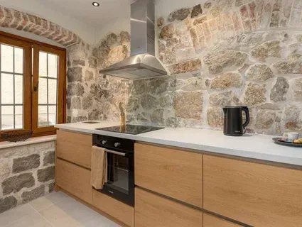 Prodaja, kuća, 110m², Škaljari, Kotor - image 16