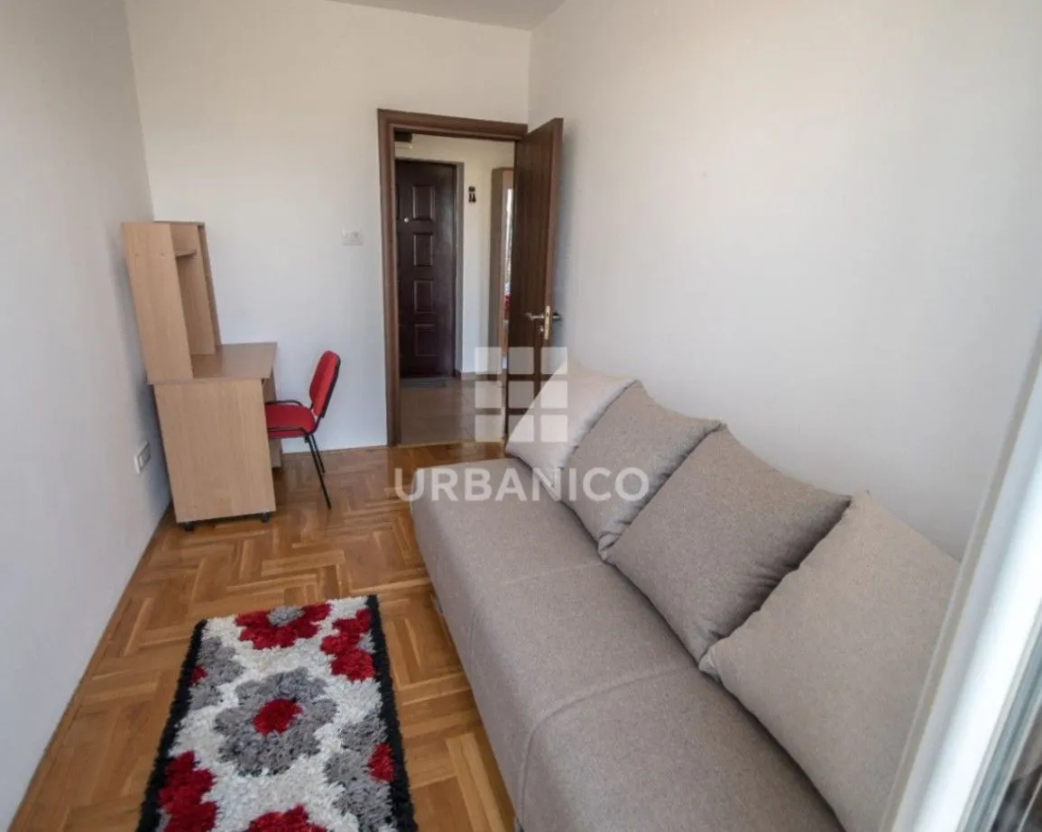 Izdavanje, dvosoban stan, 57m², Podgorica, Crna Gora