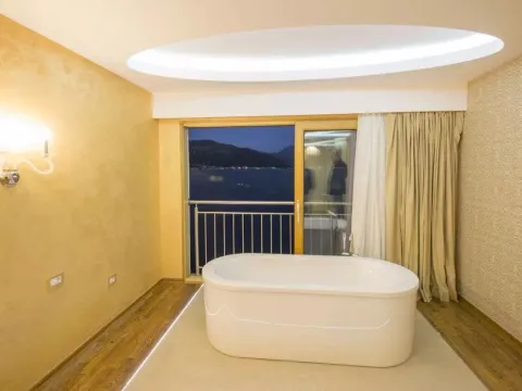 Prodaja, kuća, 390m², Krašići, Tivat - image 15