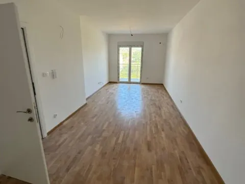 Prodaja, jednosoban stan, 55m2, Zagorič, Podgorica