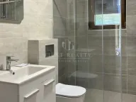 Sale, four bedroom apartment, 106m², Dobrota, Kotor - image 9