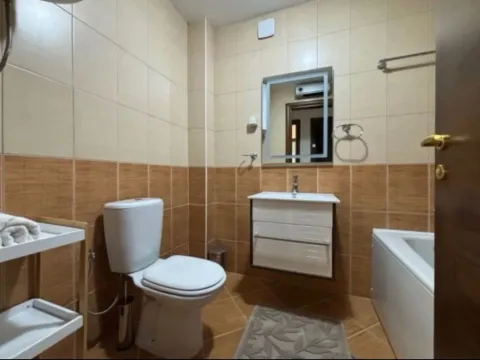 Izdavanje, jednosoban stan, 78m², City Kvart, Podgorica - image 10