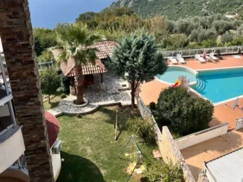 Sale, three bedroom apartment, 124m², Dobre Vode, Bar - image 1