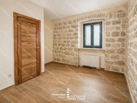 Prodaja, kuća, 130m², Muo, Kotor - image 2