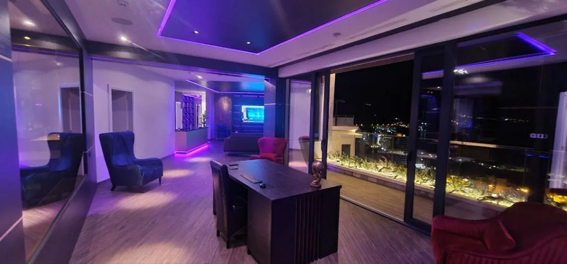 Prodaja, trosoban stan, 272m², Ivanovići, Budva