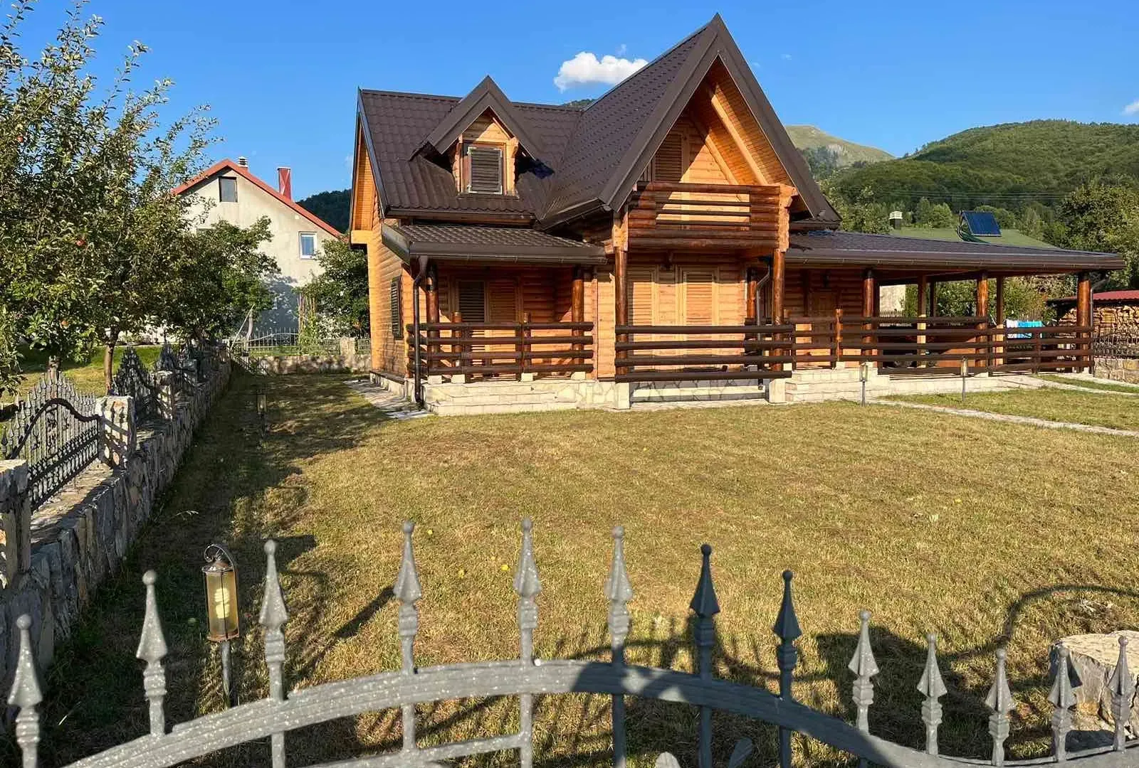 Sale, house, 180m², Kolašin, Crna Gora