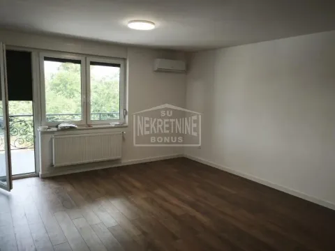 Rent, three bedroom apartment, 74m², Radijalac, Subotica - image 2