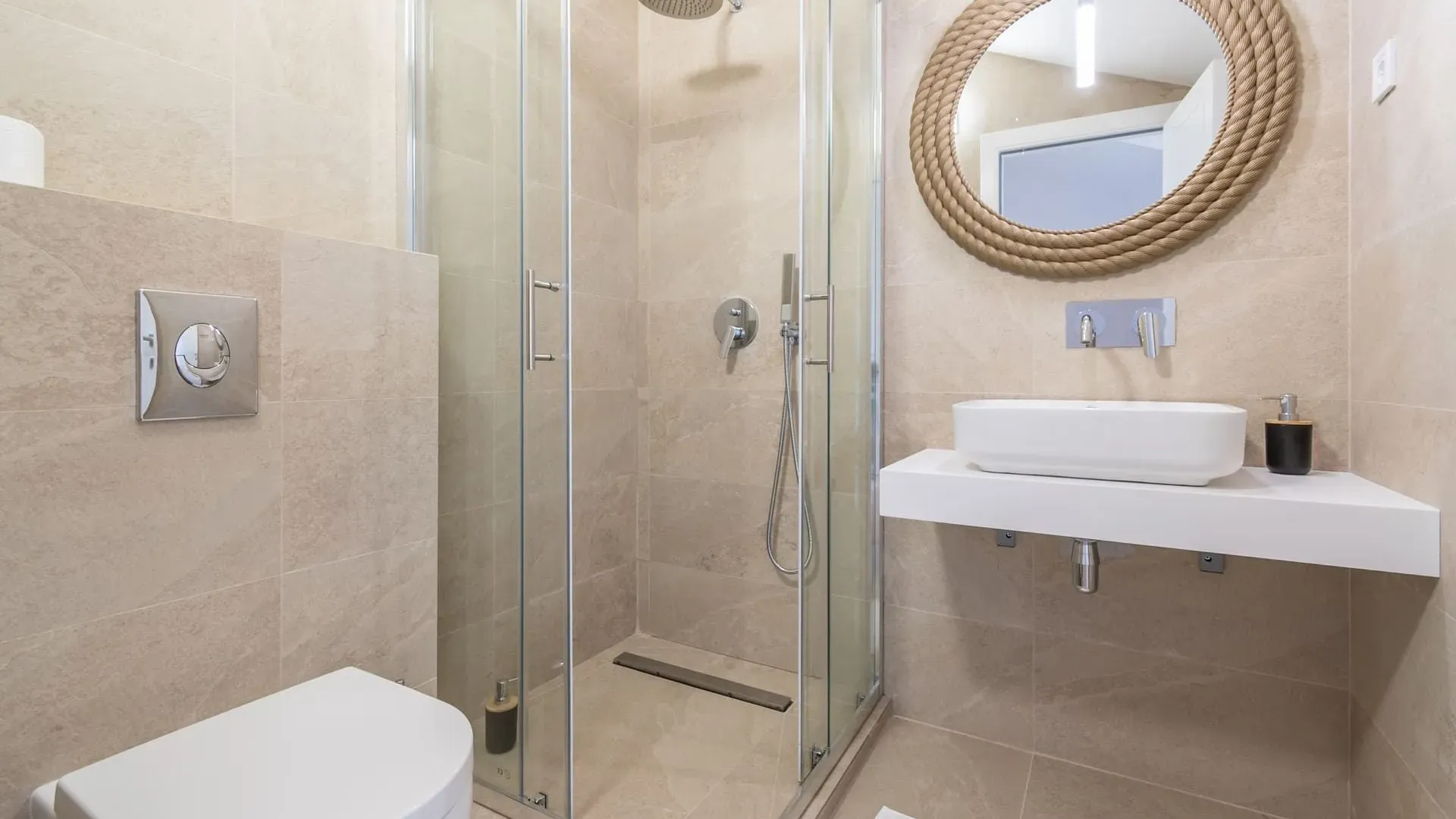 Sale, house, 220m², Reževići, Budva