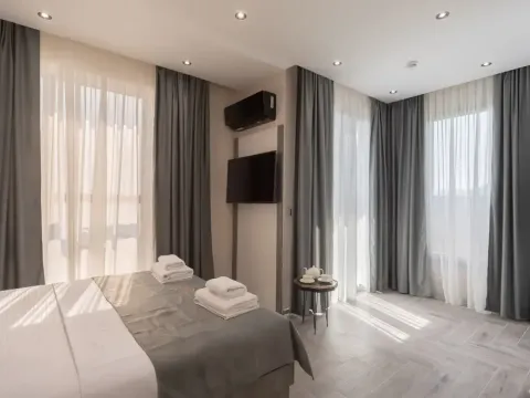 Rent, one bedroom apartment, 35m², Dobra Voda, Budva - image 8