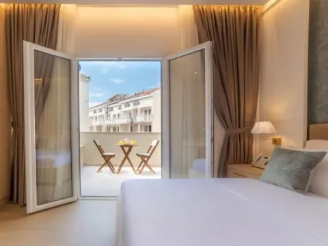 Sale, hospitality venue, 320m², Budva, Crna Gora