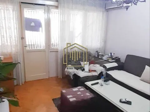 Prodaja, dvosoban stan, 71m², Baston, Podgorica - image 1