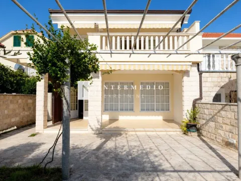 Prodaja, kuća, 169m², Đenovići, Herceg Novi - image 8