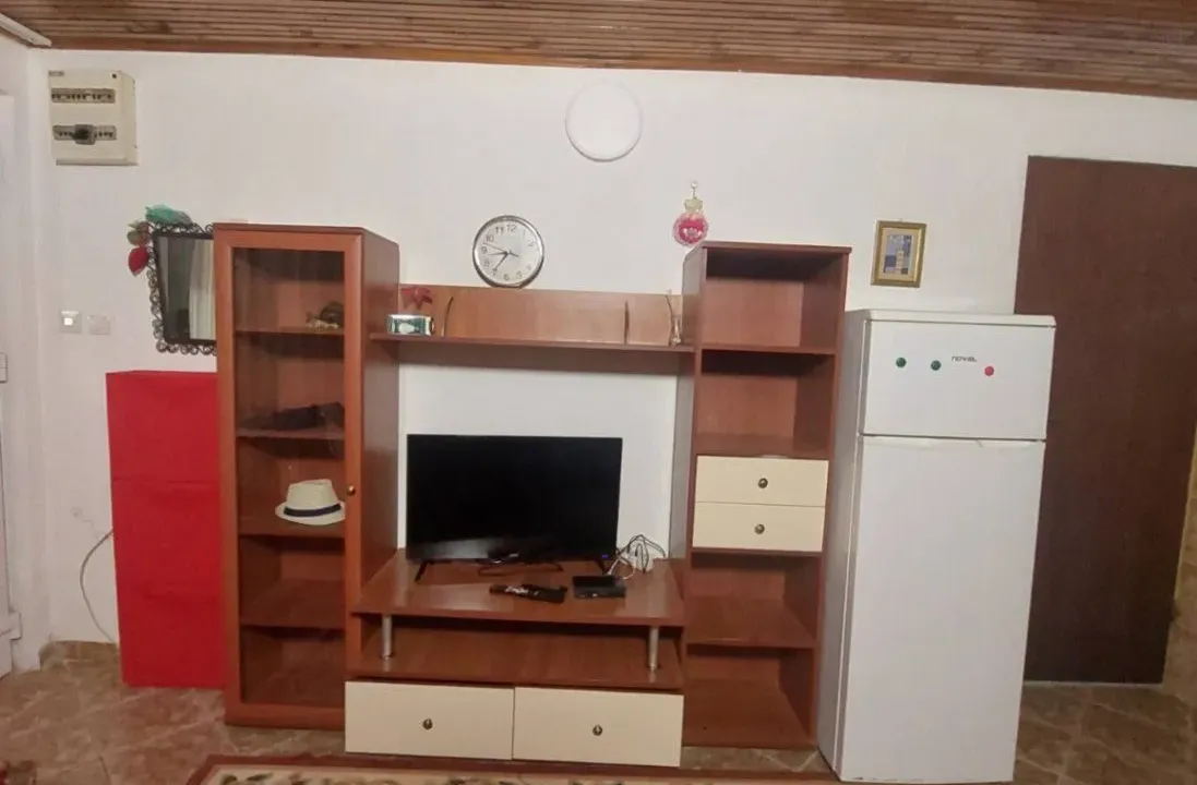 Izdavanje, kuća, 35m², Bjeliši, Bar