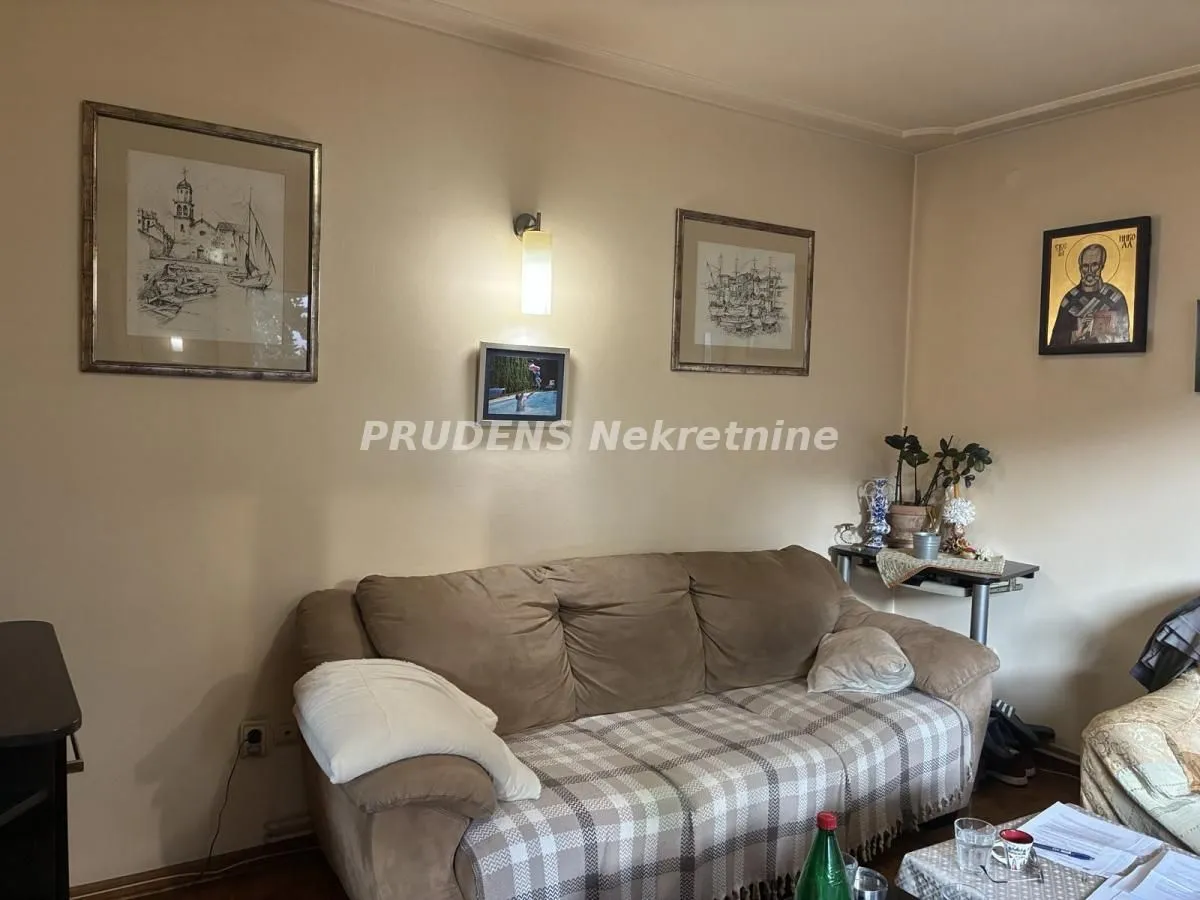Prodaja, trosoban stan, 80m², Voždovac Sve Podlokacije, Beograd