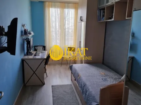 Prodaja, trosoban stan, 74m², Čukarica, Beograd - image 5
