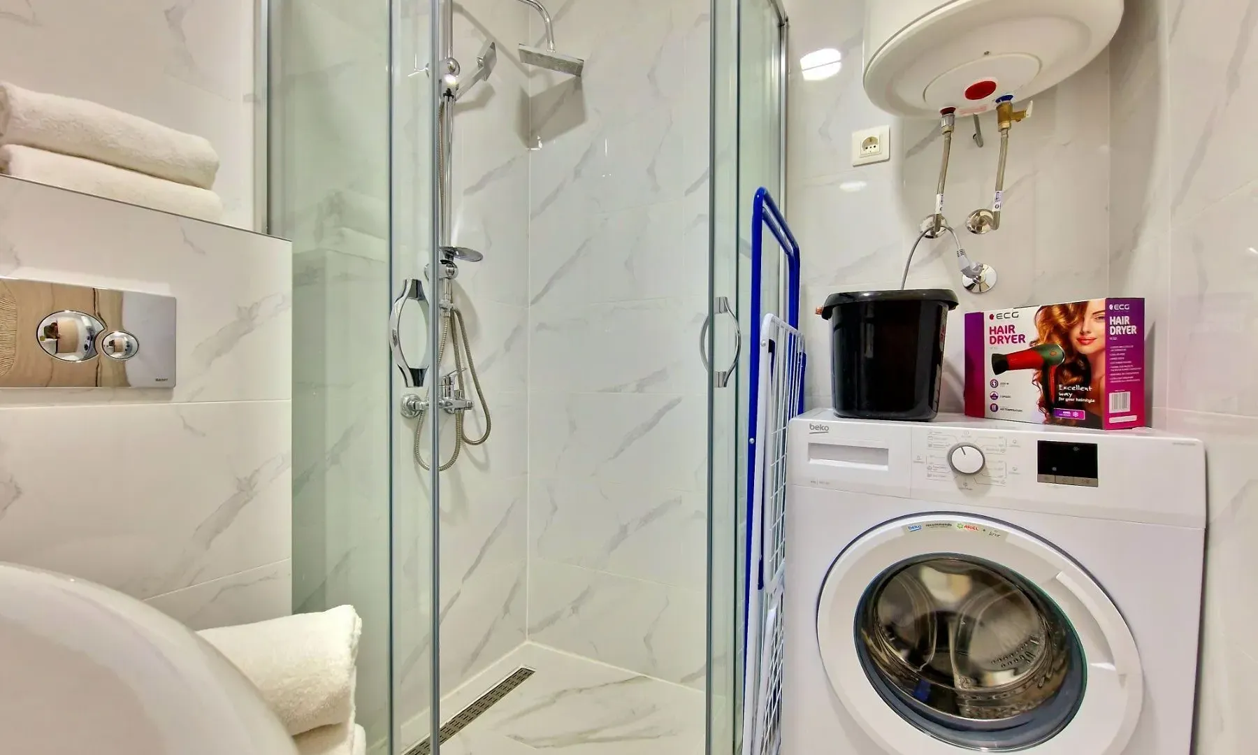Sale, two bedroom apartment, 59m², Bečići, Budva