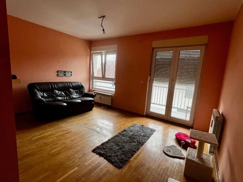 Prodaja, dvosoban stan, 42m², Karaburma, Palilula Sve Podlokacije