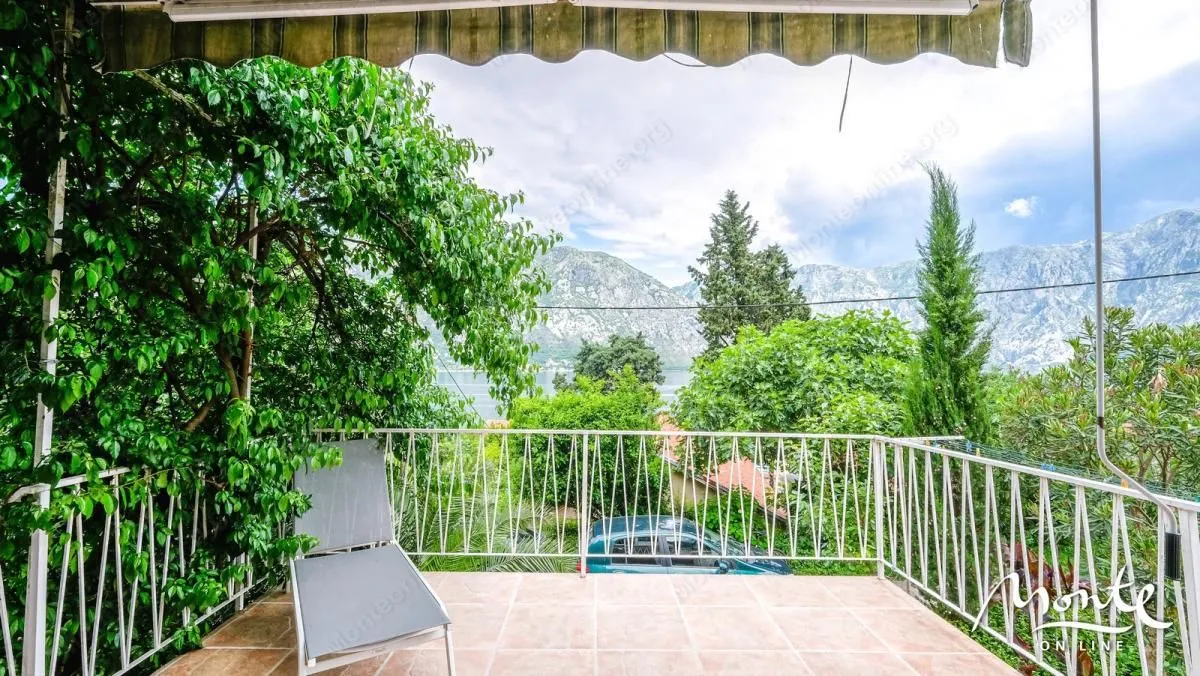 Prodaja, kuća, 100m², Stoliv, Kotor