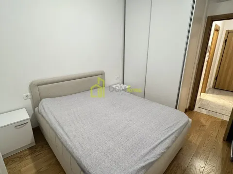 Izdavanje, jednosoban stan, 48m², New City, Podgorica - image 9