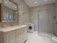 Prodaja, kuća, 317m², Reževići, Budva - image 28