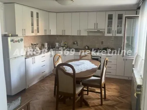 Prodaja, kuća, 129m², Ruma, Srbija - image 8