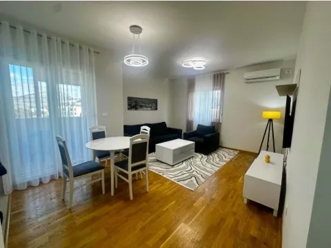 Rent, one bedroom apartment, 45m², City Kej, Podgorica - image 3
